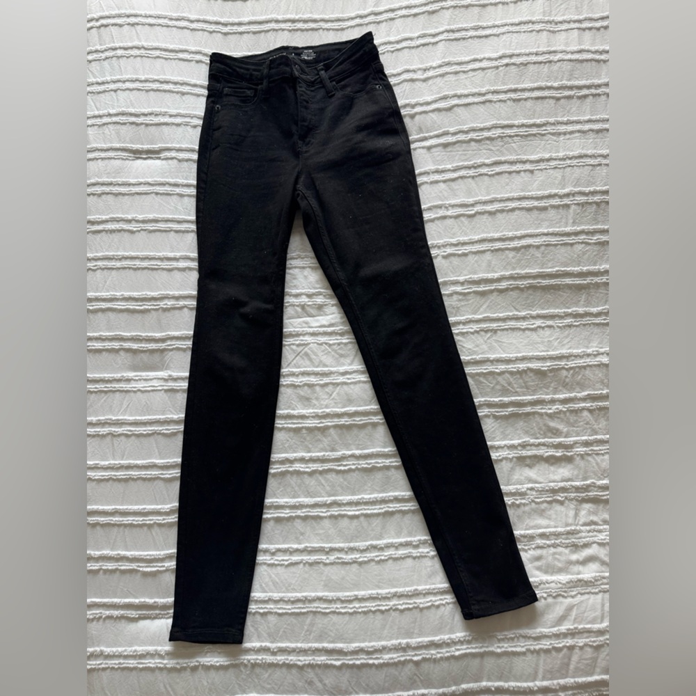 Old Navy High Rise Super Skinny Black Jeans